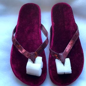 Velvet sequin flip flops - cranberry size 5/6 new